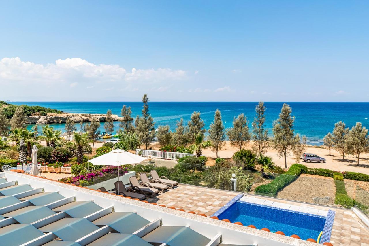 Beach Front Aqua Marina By Ezoria Villas Paralimni Exterior photo